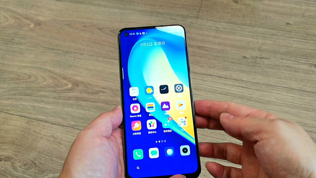 5G|realme V5打破5G市场的价格下限，对比红米K30i，孰强孰弱？