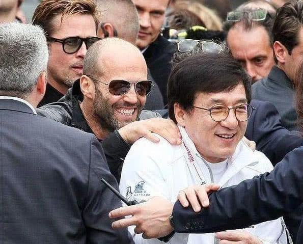 成龙：成龙在国内被称为大哥，在国际到底地位如何？杰森斯坦森告诉你