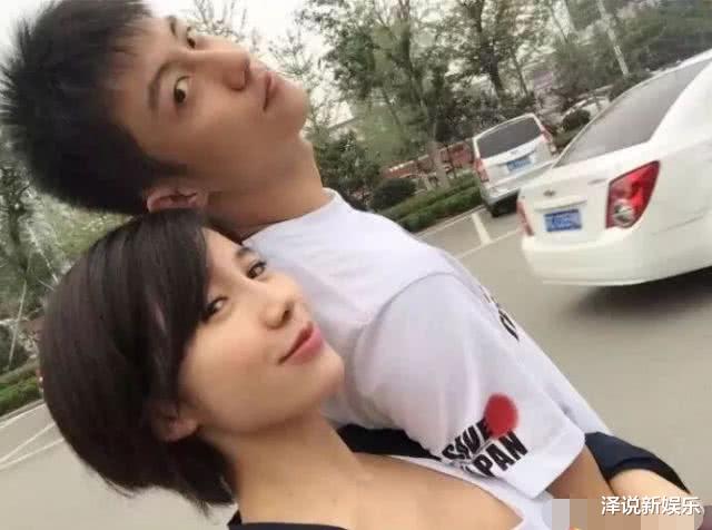 「黄景瑜」黄景瑜再被王雨馨助理硬刚，本人终于做出回应，网友: 看出情商了