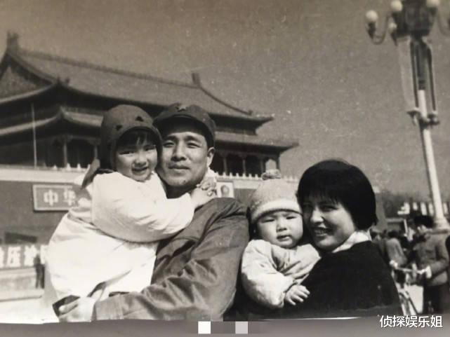 章子怡|章子怡父亲节晒老公与三个儿女合照，汪峰发文告白老婆，蛋糕抢镜