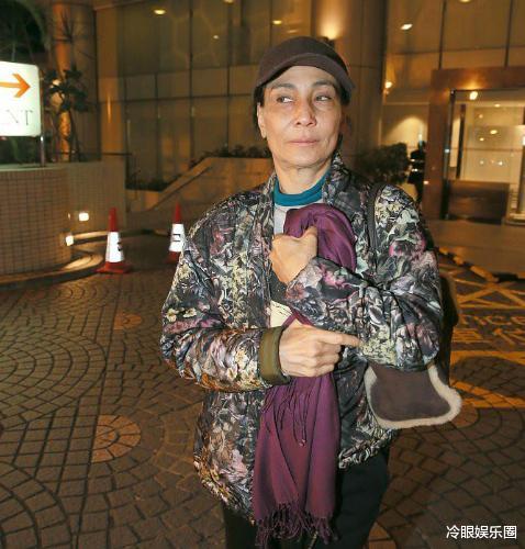 赌王|正式夺产？何超雄向法院登记，引亲姐怒骂：没小孩没结婚要钱干嘛