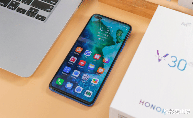 |买华为苹果手机不要盲目跟风,目前这几款手机最值得买!