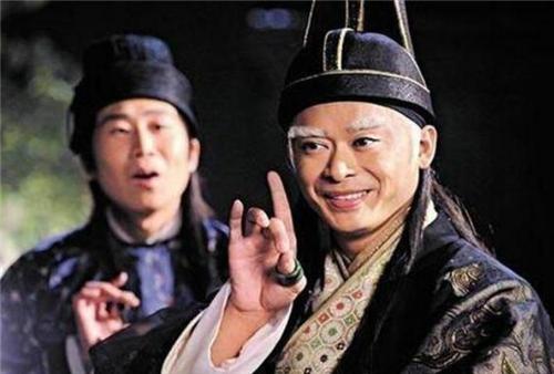 考古|皇子装疯37年，被太监当傀儡推上帝位，上位第一道圣旨让太监傻眼