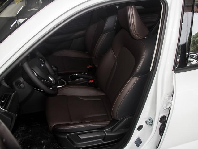 广汽传祺|典型的中国风SUV,标配1.5T油耗低至5.9L,座椅可加热卖10万出头