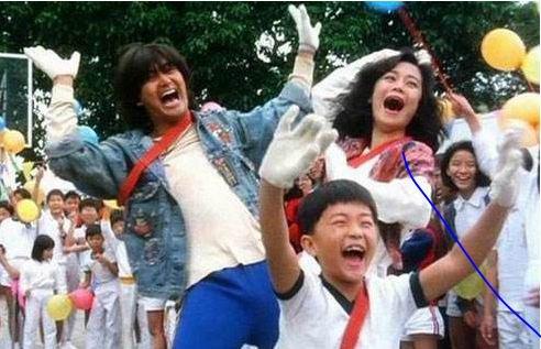 周润发：发哥超神的1989年：4部代表作力压成龙，美女云集的霸王花都难敌