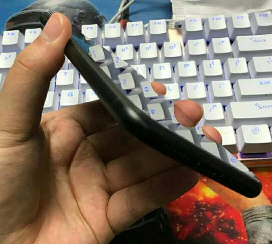 [iPhone SE]有钱别买iPhoneSE，iPhoneXR的性价比更高！