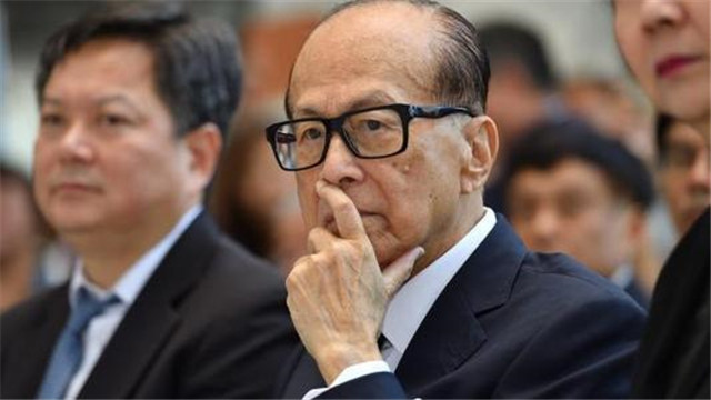 李嘉诚■国内富豪都喜欢贷款，李嘉诚有汇丰银行都不借钱，这是为什么