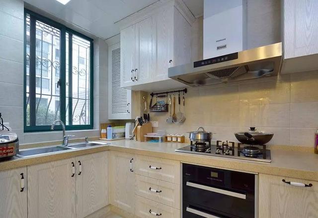 []98平新房花了8W，效果太美亲戚看完羡慕到眼红，简单美到了不一般