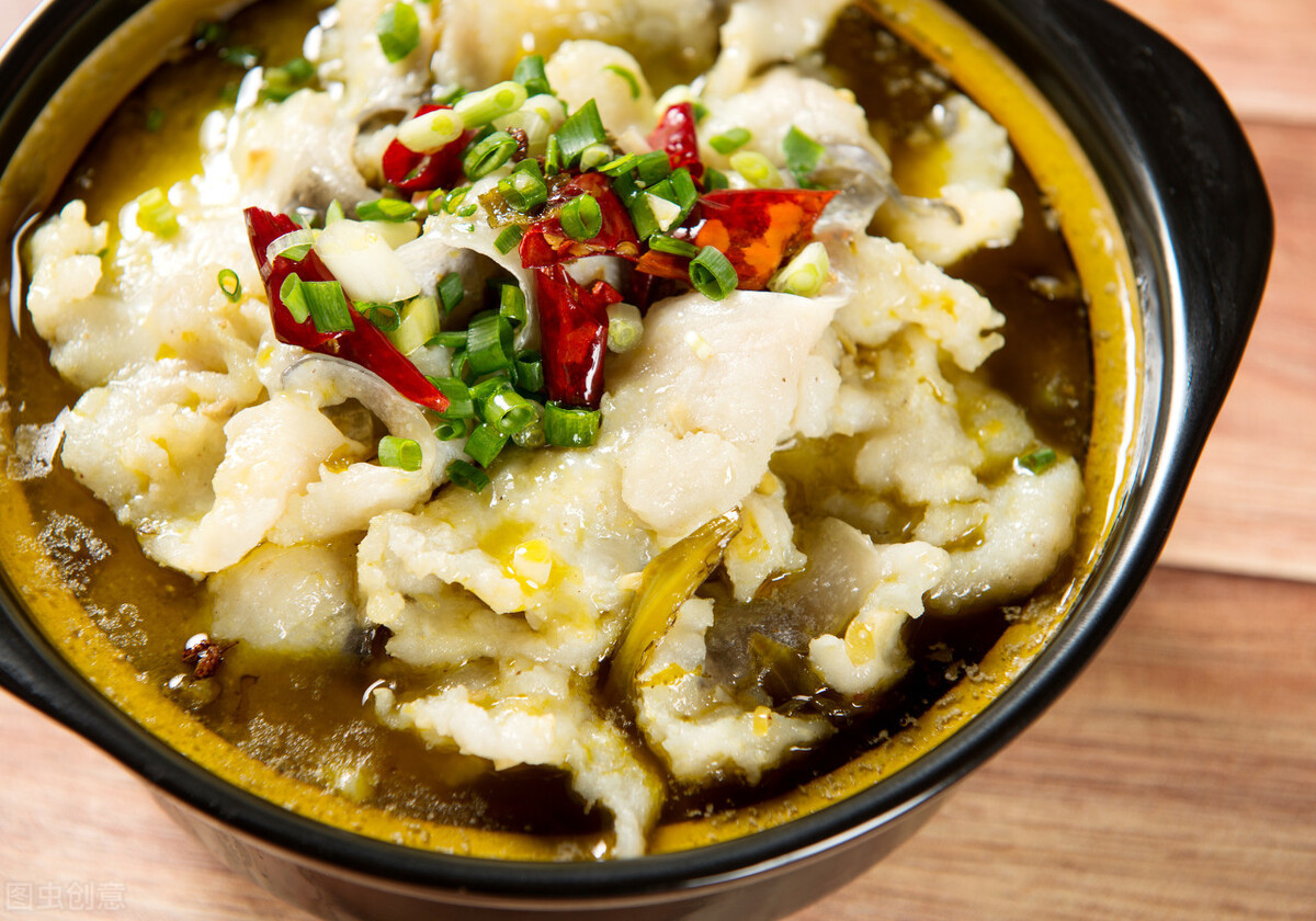 鱼头|它是鱼腥的死对头,炖鱼时倒一杯,鱼肉鲜嫩无腥味,比料酒都管用