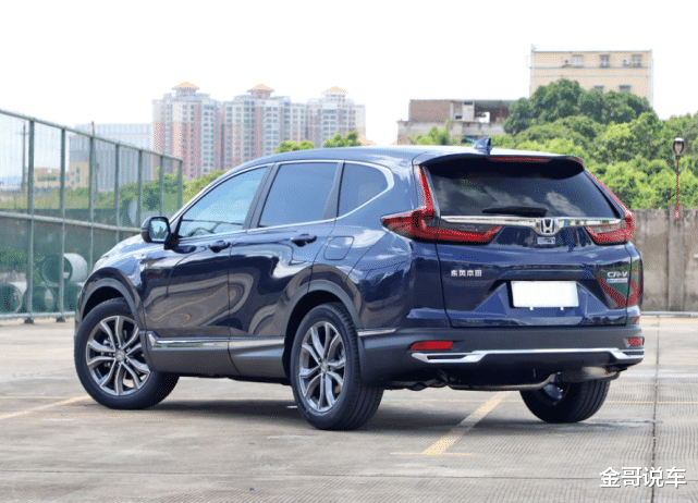 本田CRV|本田终于甩出了“王炸”!满油续航940千米,高速稳如牛,比威兰达还高