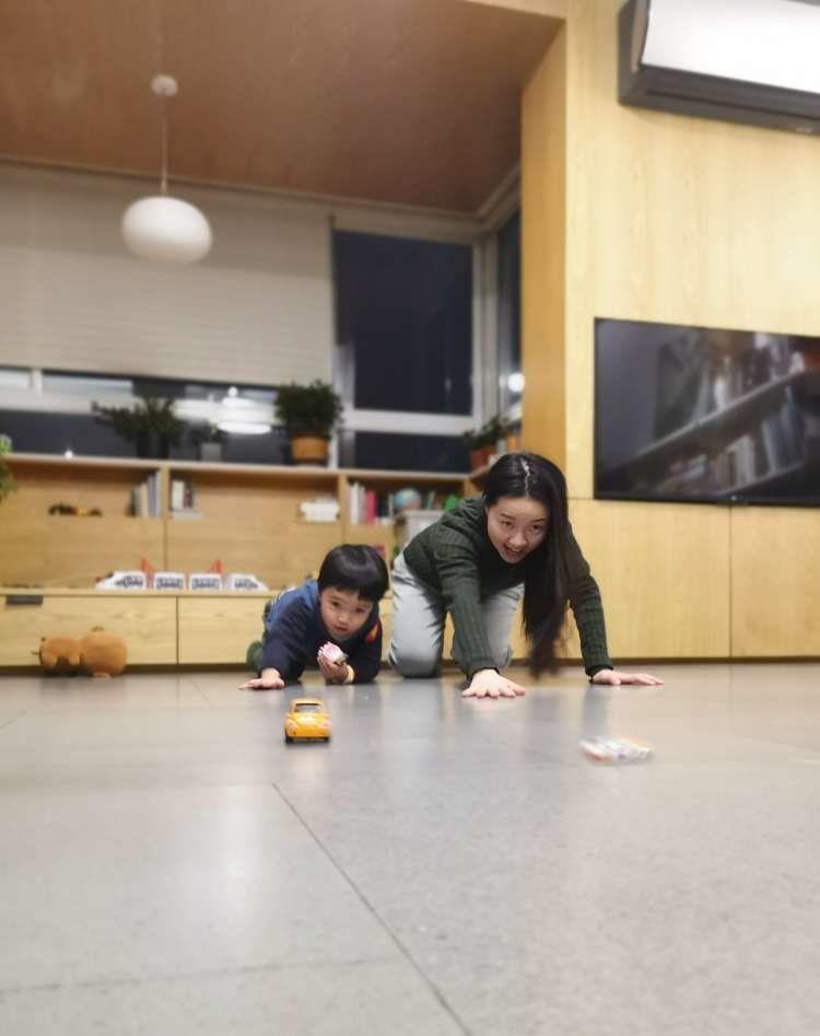 |而立之年，她以孩子为中心，将135㎡家装成童话屋，全屋很有品味