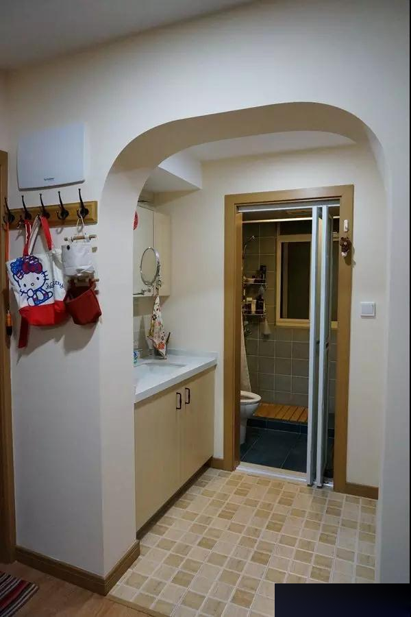 房子不到60平，全套下来160万，父母第一次来住，爸妈觉得买贵了