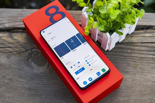 [一加科技]一加8系列的火爆，只是昙花一现，真正的问题已经暴露