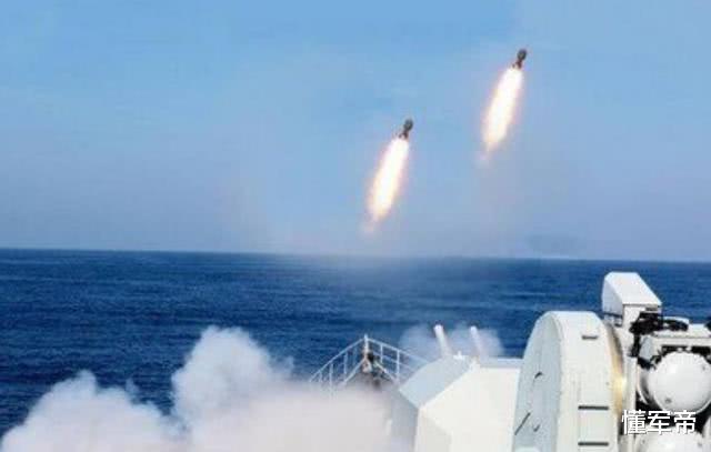 海警船@两大国在南海大打出手，争夺石油不择手段，4000吨海警船直接冲撞