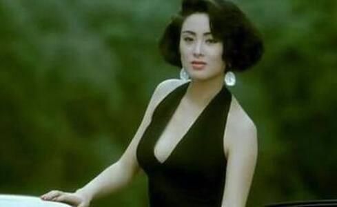 『赌神』香港电影中的赌神、赌侠、赌圣、赌魔、赌霸分别是谁?