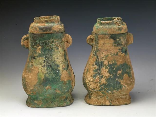 「文物」陕西：涉案赃款630万被盗文物402件 特大盗掘古墓葬案告破