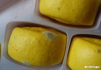 馒头|馒头放冰箱,会产生黄曲霉毒素?营养师:3种馒头最好一个都别吃