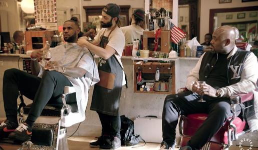 「勒布朗·詹姆斯」作为詹姆斯的私人理发师，尼克一年能从詹姆斯身上赚到多少钱？