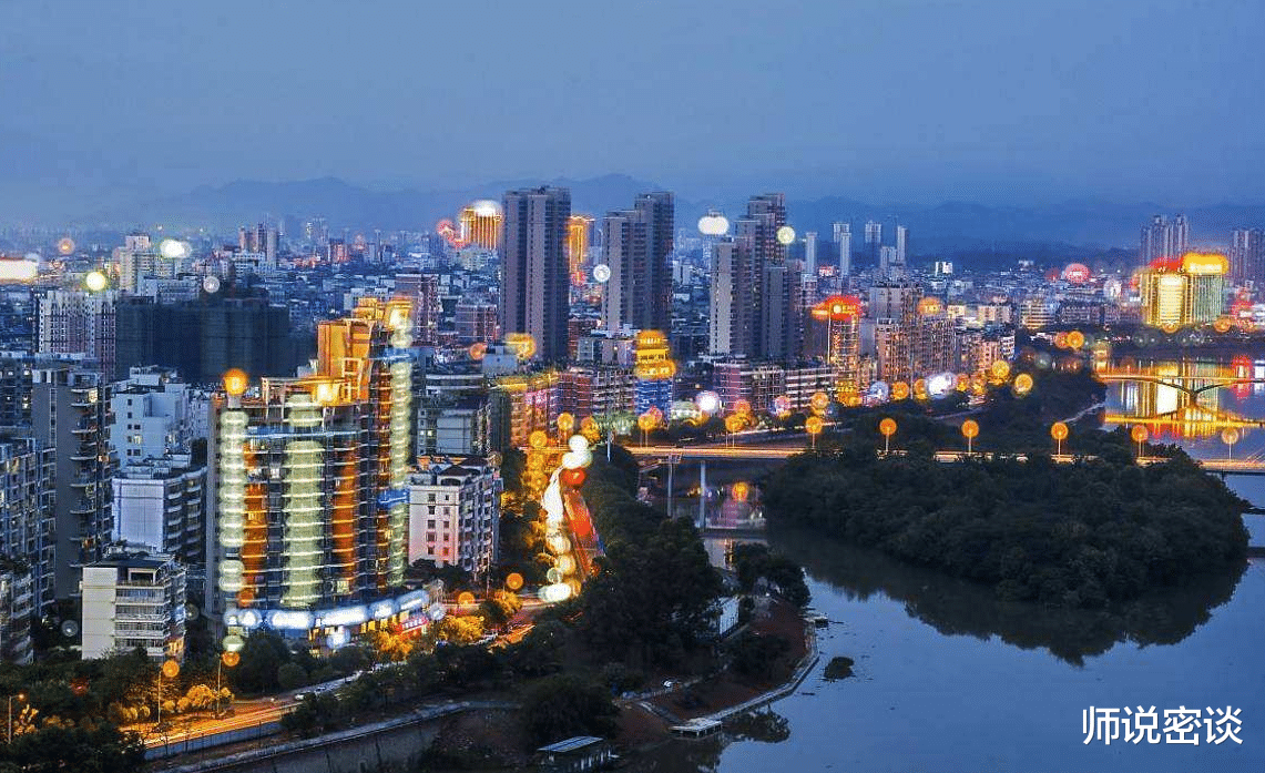 赣州|江西赣州“前3名”高中，今年高考再创辉煌，600分以上者超500人