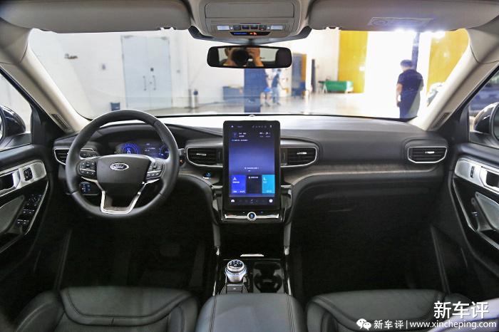 「福特探险者」全新探险者实拍:30多万的纵置后驱中大型SUV,还有谁?