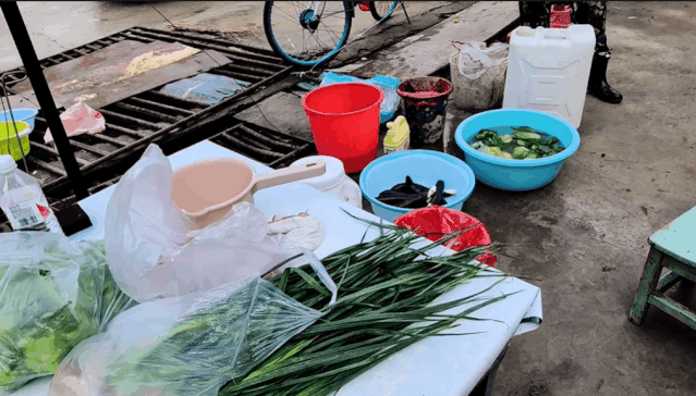 奔波儿灞与灞波儿奔|等了10年，花了2000万，他们终于住进了人间炼狱“烂尾楼”里……