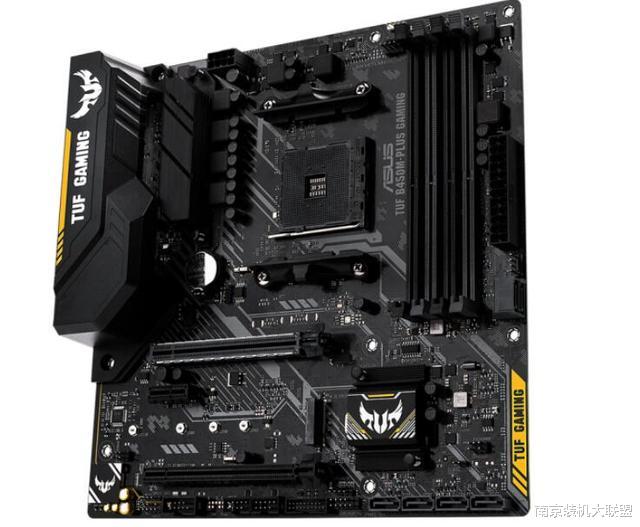 「CPU」3月底主流电脑配置解读，主机四千多，CPU性能不比i7 9700差