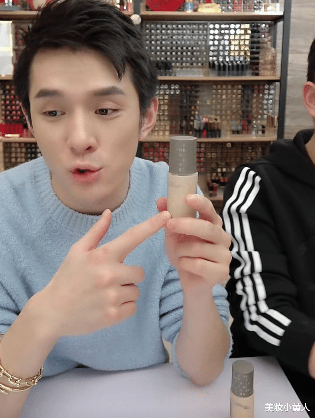 严选 薇娅和李佳琦直播破70亿神话，李佳琦仅这款粉底液就卖出1000万，红到断货！