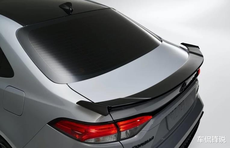 丰田卡罗拉|卡罗拉1.2T性能弱？2.0L版卡罗拉发布，“尾翼”加持，运动感十足