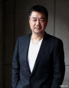 董勇|因喝酒吃肉穷到剩10元, 后靠\香妃\刘丹养一个多月的董勇, 今怎样了