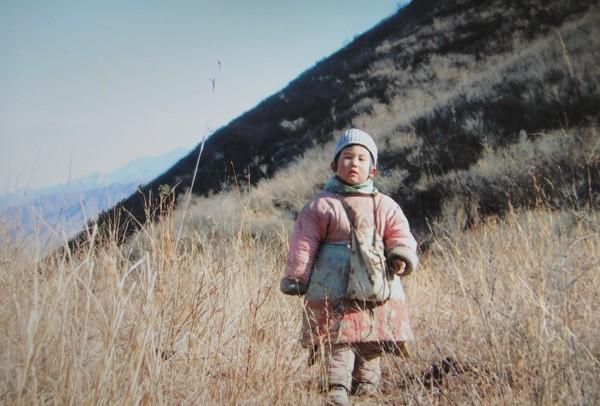 漳州：北大才子王青松，携妻隐居深山27年，富豪同学与其见面后痛哭不已