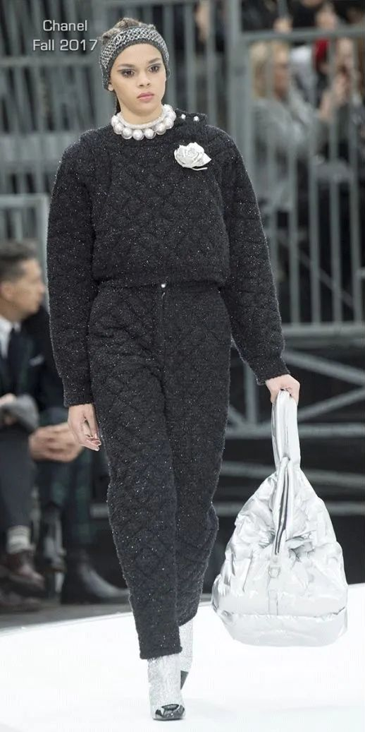 权志龙|他的消失，不是没有原因的