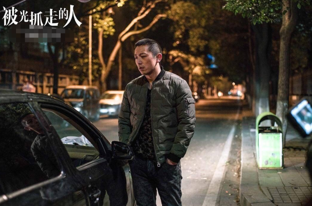 白客|王大锤终于走上人生巅峰！白客主演电影口碑炸裂，被赞药神级别大片