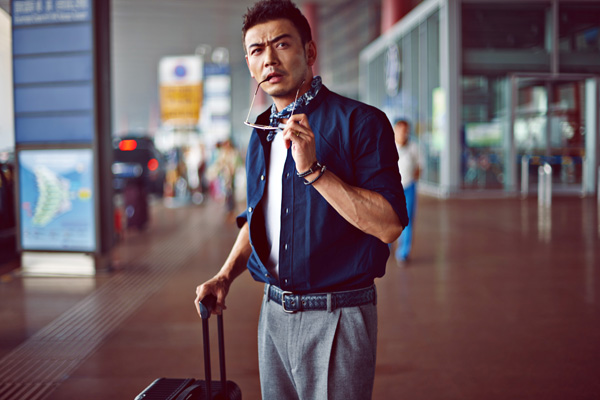 [限薪令]“限薪令”后有一部影视作品停拍，“演员”因降低片酬罢演