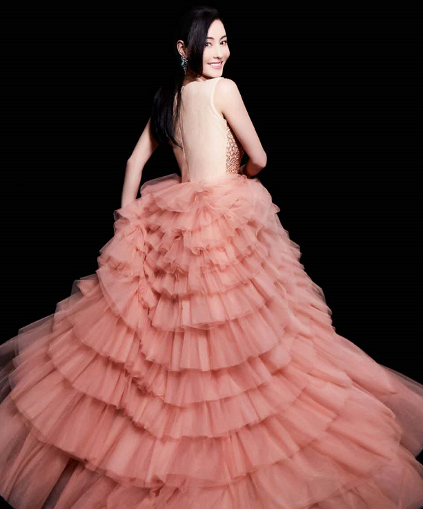 张柏芝|张柏芝被曝结婚，结婚照被晒出，三胎儿子爸爸疑曝光