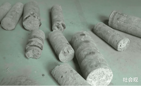 |女子找装修公司装修，意外发现承重梁被开6个孔：为什么要打梁上？