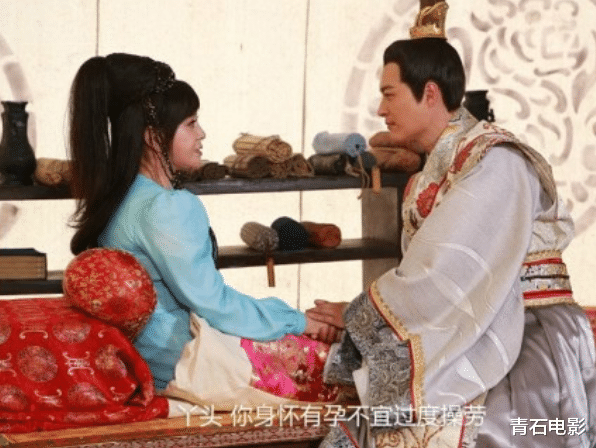 强行“扮嫩”的8大明星:刘恺威周迅上榜,有人差43岁也敢演 强行“扮嫩”的8大明星:刘恺威周迅上榜,有人差43岁也敢演