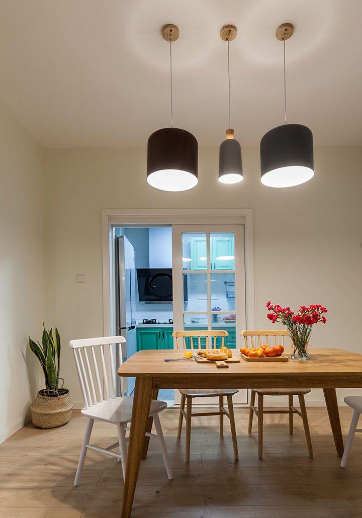 []这个家不算特豪华，但清爽简约的氛围让人喜欢，20万装修太值了！