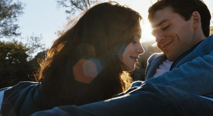 奥黛丽·赫本▲这十部最适合男人保存在硬盘中的电影,真的少一部都不行