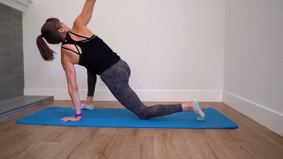 按摩|起床三个动作，让你一天精神满满！