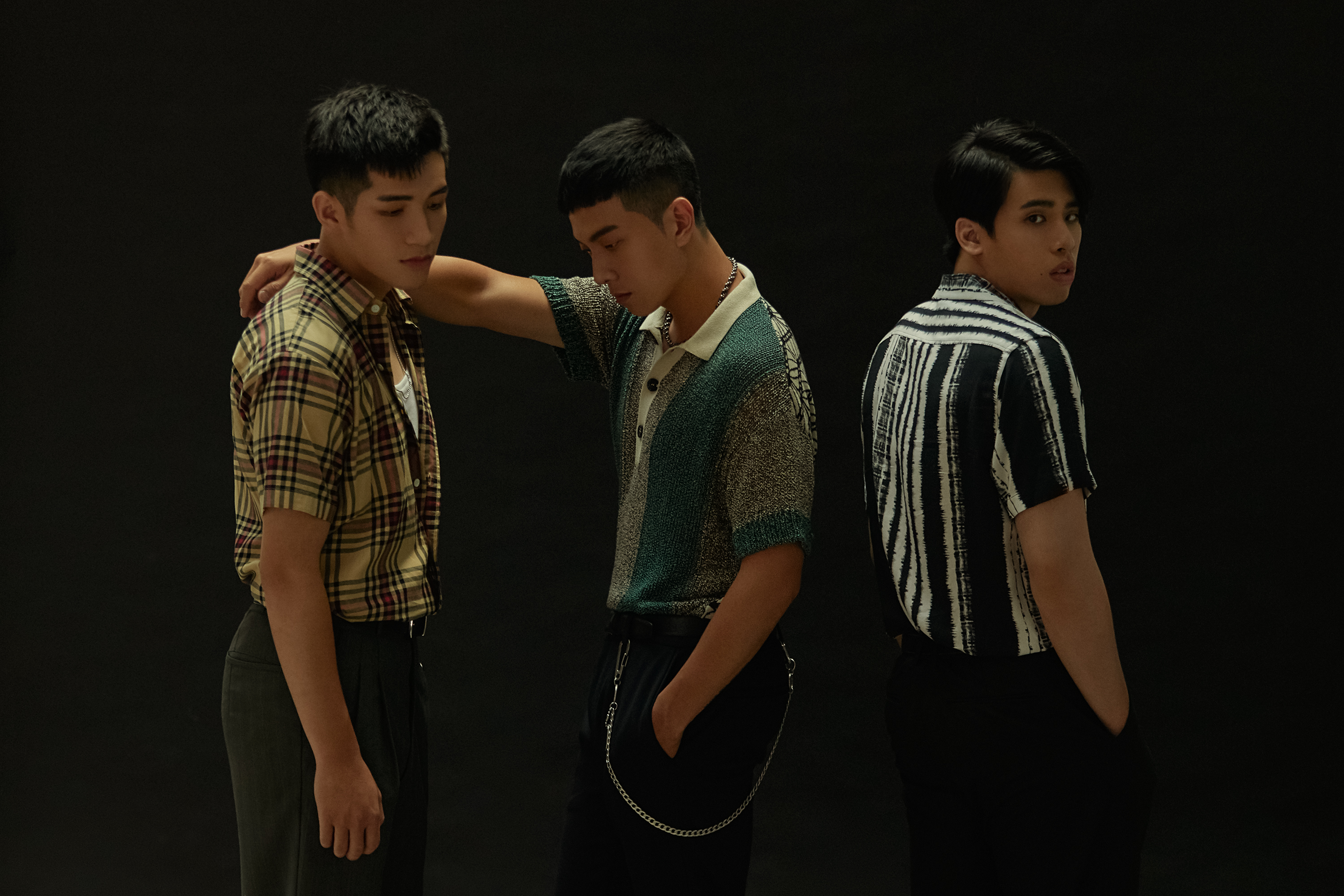 |鹿洐人发布全新单曲《一个人》 “以丧止丧”突破荒唐现实