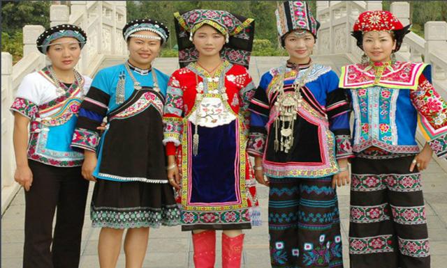 [庆余年]中国最美的瀑布，《庆余年》曾在此拍摄，奇特民俗“吓坏”游客