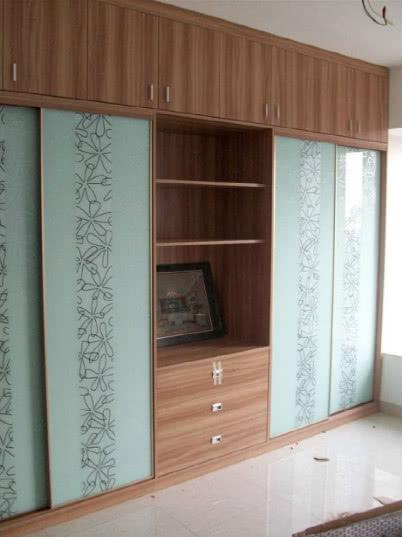 []老师傅装衣柜从不用这种木材，耐用性太差了，好多人装错后悔