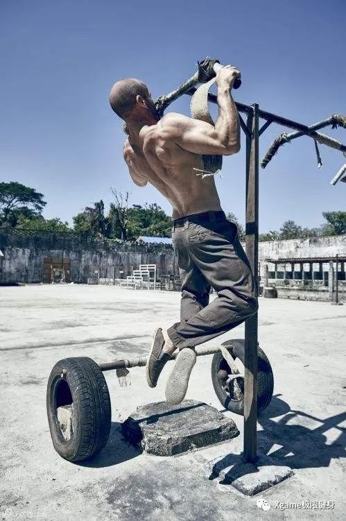 杰森·斯坦森|一张图告诉你，53岁杰森斯坦森的身体素质有多强！