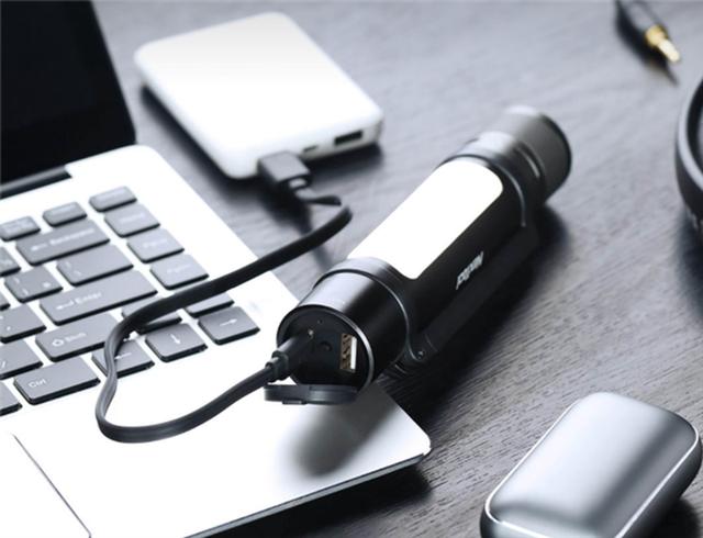 苹果|小米上架户外6合1雷鸣手电，强力照明