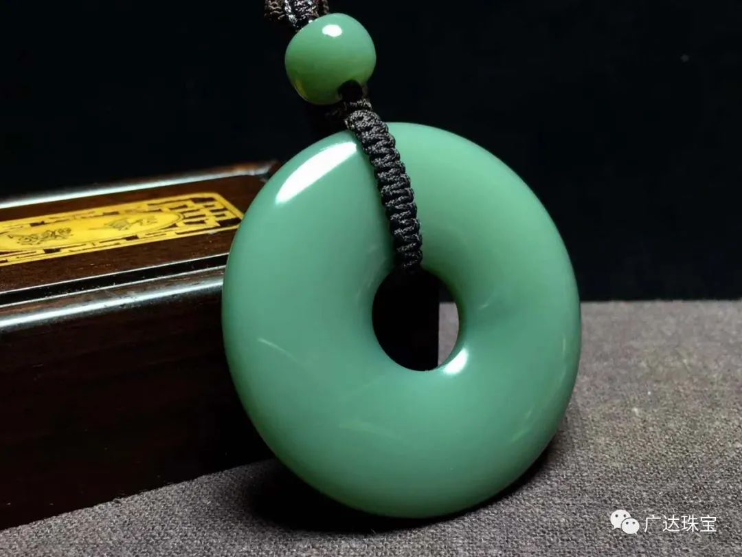 |和田玉做为国人的传家宝，传的是什么？