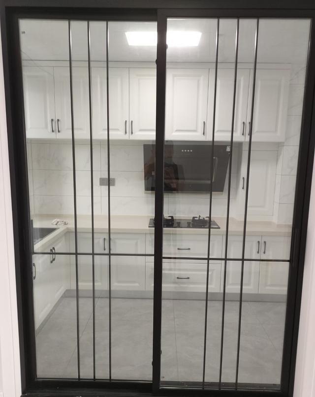 毛坯房|新房硬装终于结束,装修费花了12万,朋友看了晒图都说值了