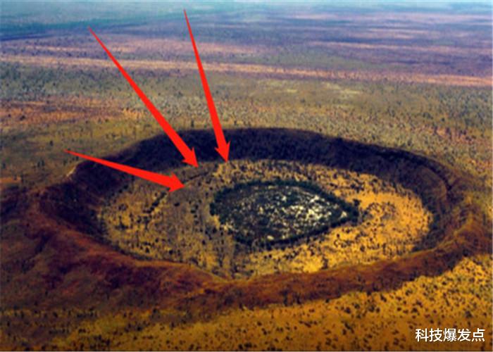 「卫星」卫星在赤道附近，发现3万米长隧道，不像是人类建造的！