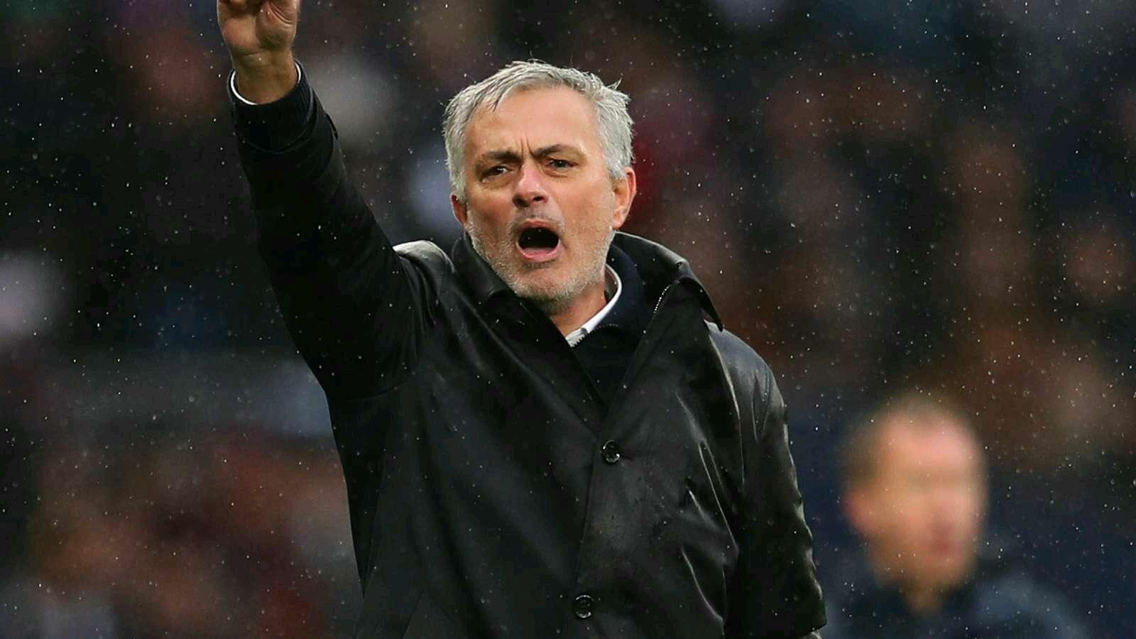 热刺|卡斯塔涅再度示好穆帅，热刺与曼联抢人，名将建议牺牲恩东贝莱