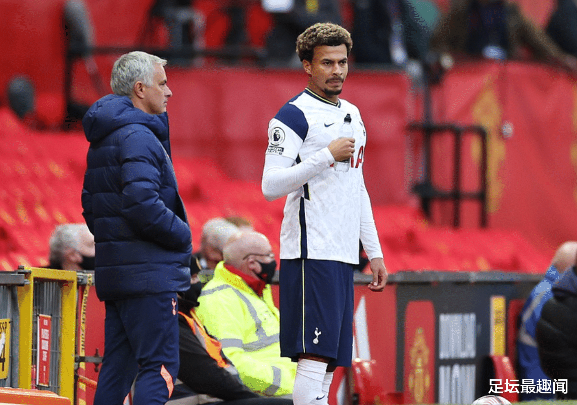 曼联|穆里尼奥神级战术布置获英媒盛赞！曼联被血洗不冤