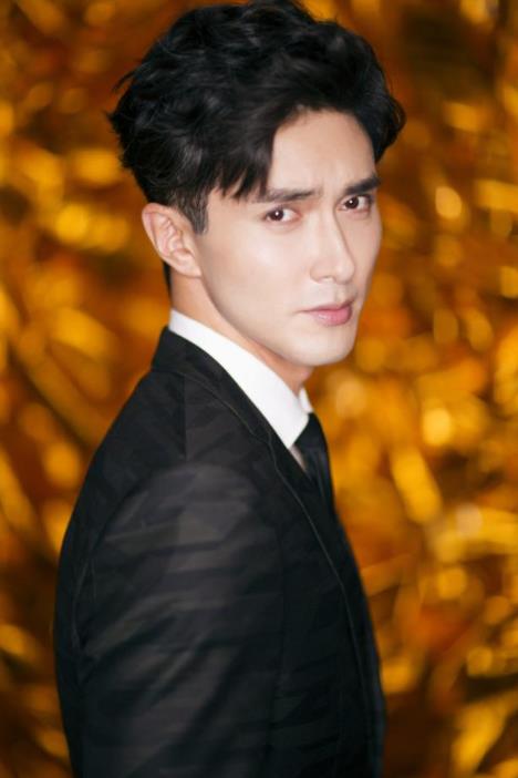 「高伟光」他三十岁才出道,被当红小花看中力捧,如今红遍大江南北